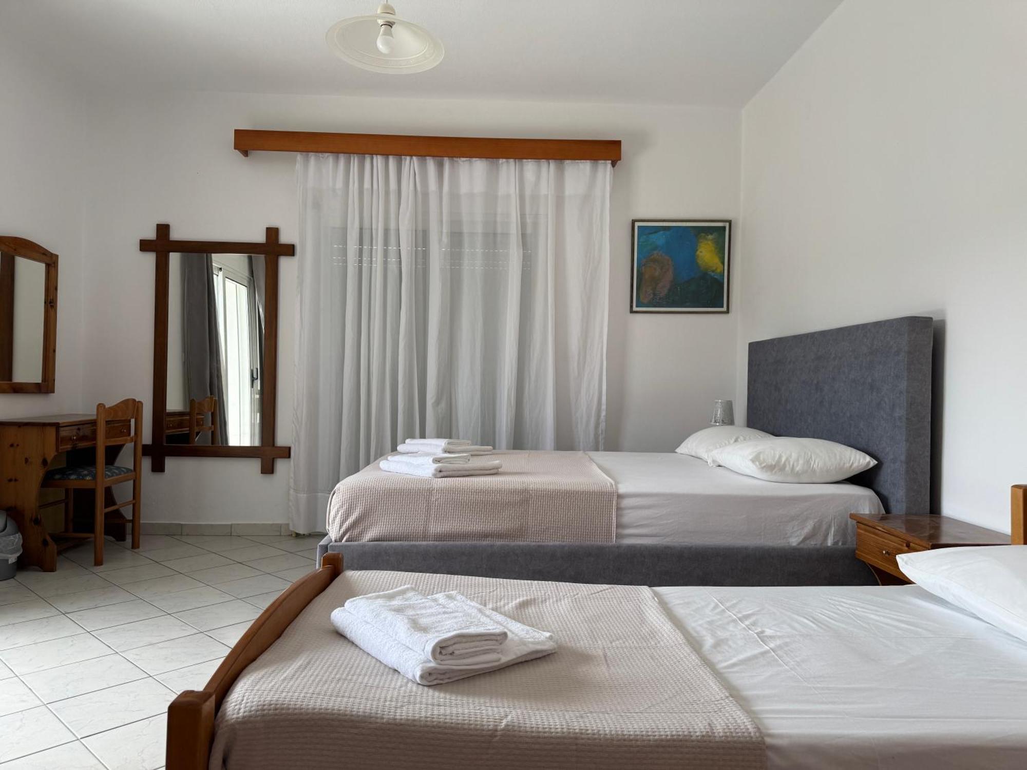 White Apartment - Thassos Town Exterior photo